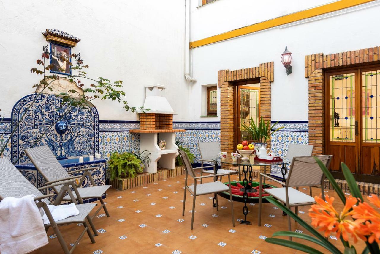 Hsh Suites Barrio Santa Cruz Sevilha Exterior foto