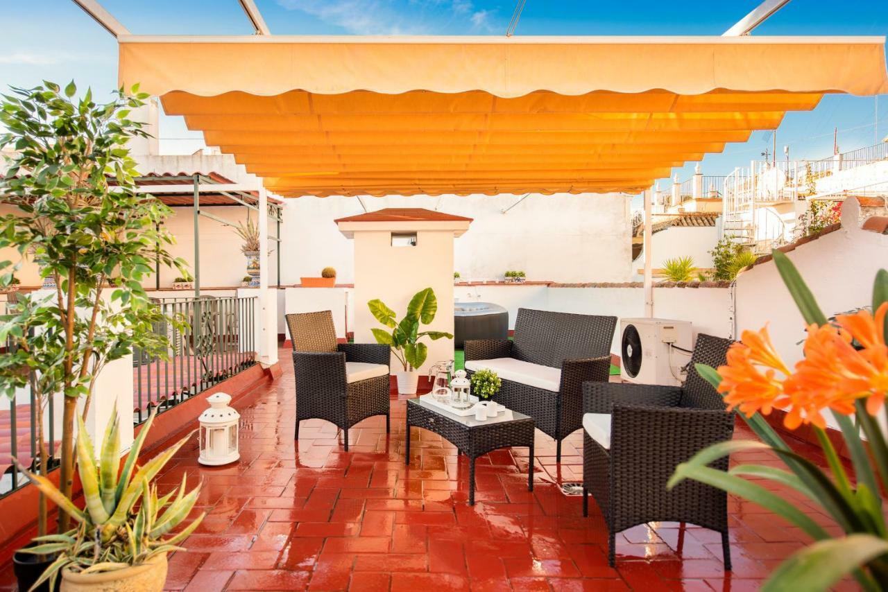 Hsh Suites Barrio Santa Cruz Sevilha Exterior foto